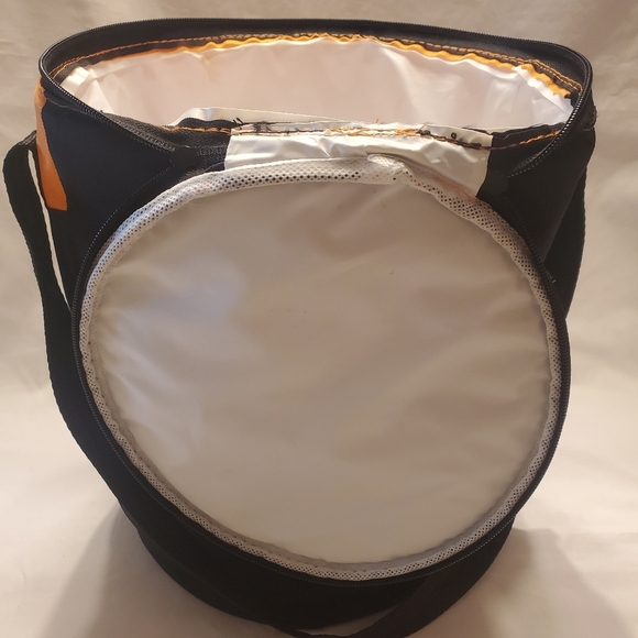 Ole Smoky Tennessee Moonshine Round Cooler Bag Orange and Black - Picture 5 of 5